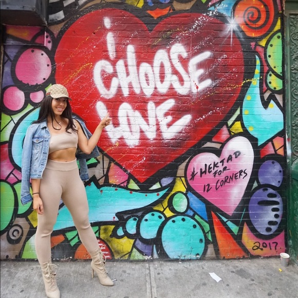 American Eagle Small Denim Jean Jacket - Picture 7 of 11